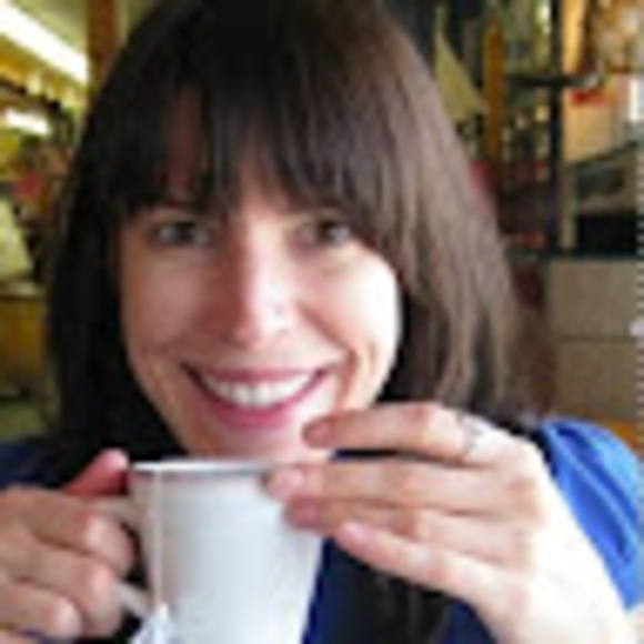 Meet your Posher, Niki - Picture 1 of 1